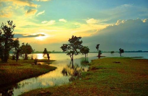 Sunset-at-Nagala-dam-nagalapuram-trek